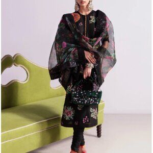 Hussain Rehar “Cheri” | Preloved Designer Outfit | Size Medium